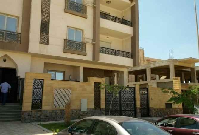 For rent Apartment 220m Beside AUC..... 