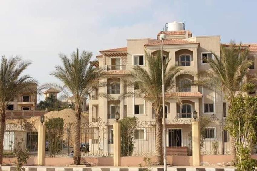 Luxury villa for sale in Al Nakheel Compound      