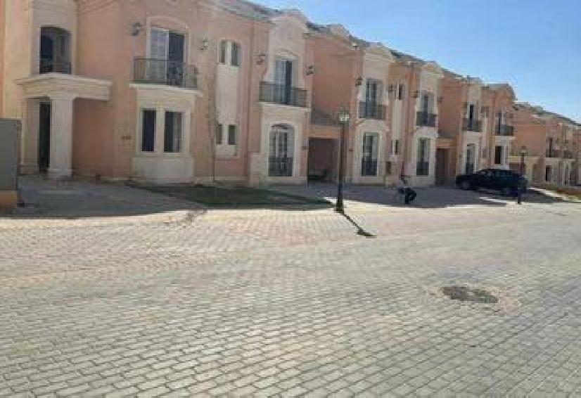 layan residence new cairo , Twin House  for Sale 
